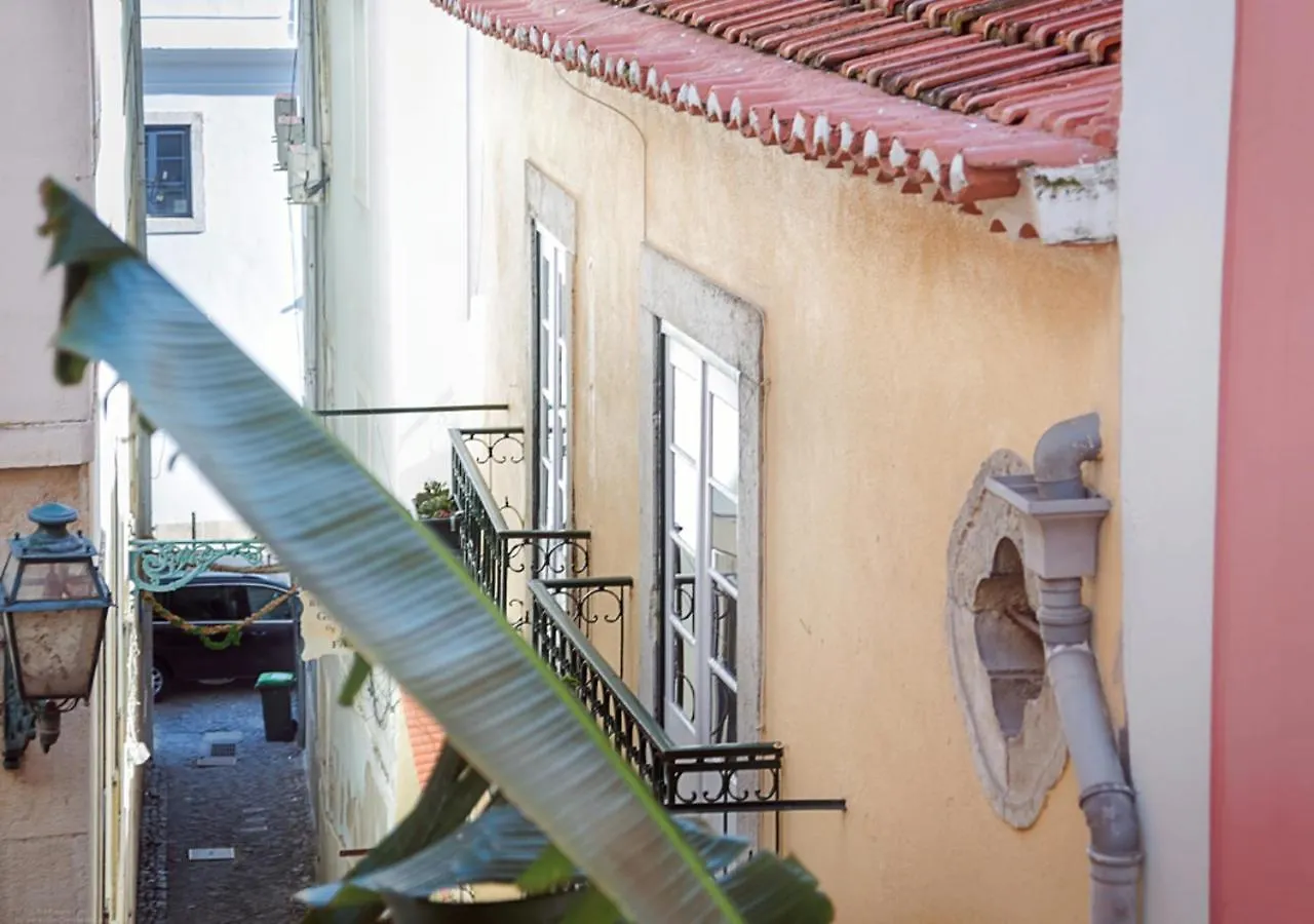 Beco do Melo, a Traditional Building in Alfama Appartamento Lisbona